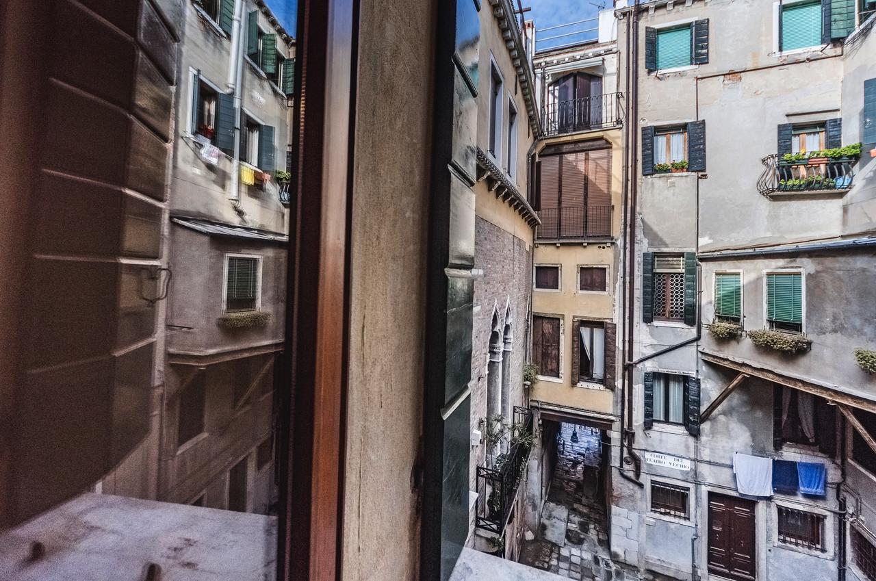 Appartamento Ca' Teatro Vecchio Venezia Esterno foto